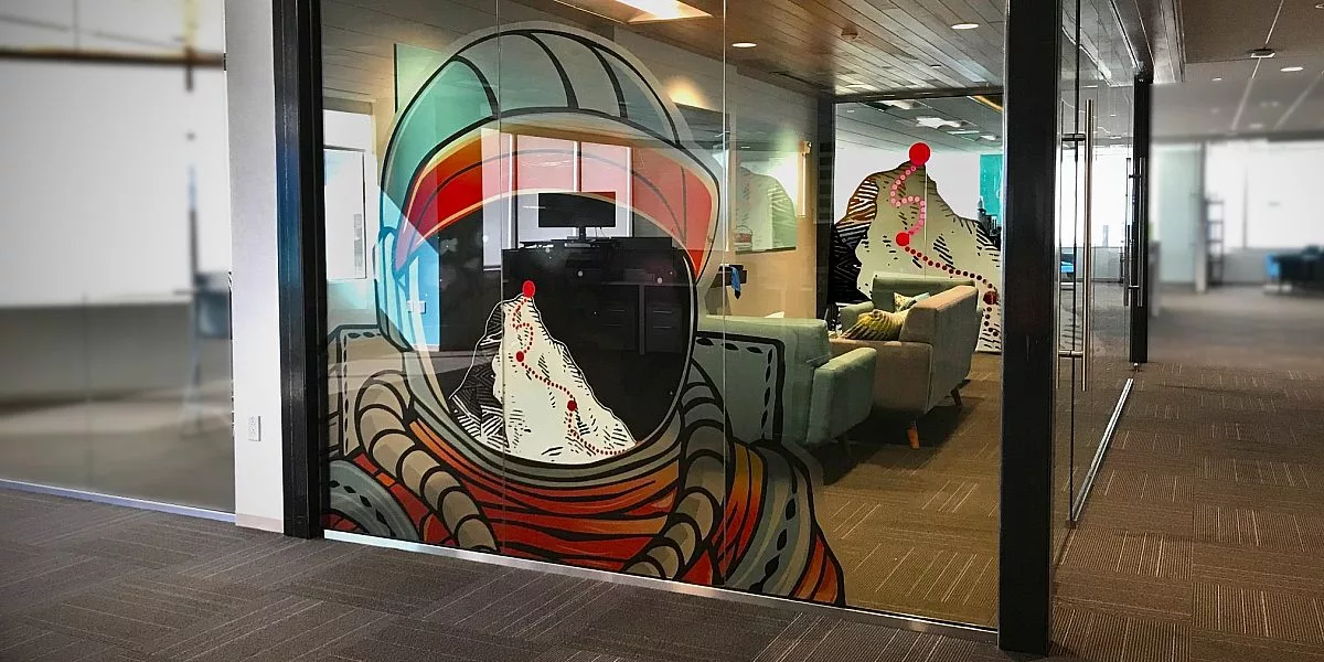 egd-office-wall-graphics-astronaut-themed-environmental-design.jpg