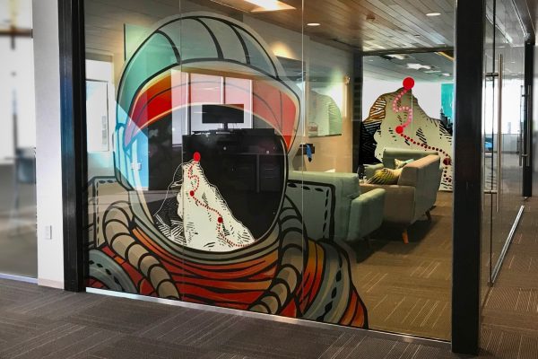 egd-office-wall-graphics-astronaut-themed-environmental-design.jpg
